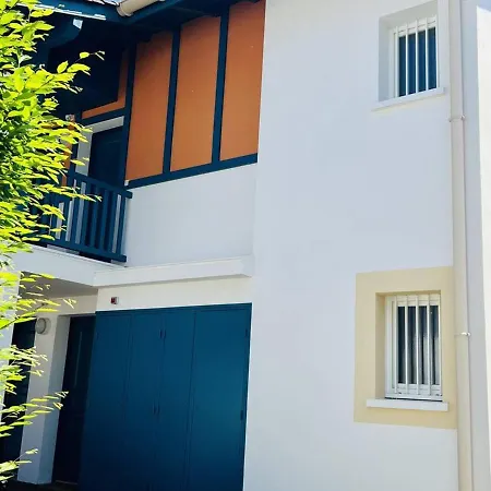 T1 Bis Avec Piscine A - 2 Pers, Terrasse, Parking Prive - Fr-1-495-105 Apartment *
