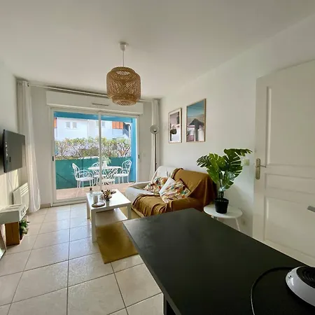 T1 Bis Avec Piscine A - 2 Pers, Terrasse, Parking Prive - Fr-1-495-105 Cambo-les-Bains